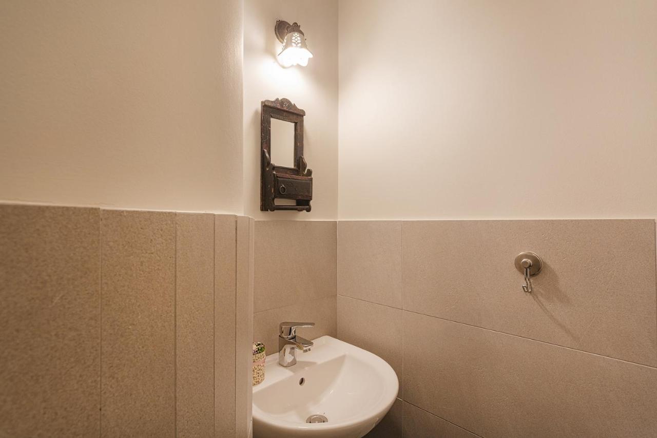 Lomellini Palace Apartments By Wonderful Italy Genua Buitenkant foto